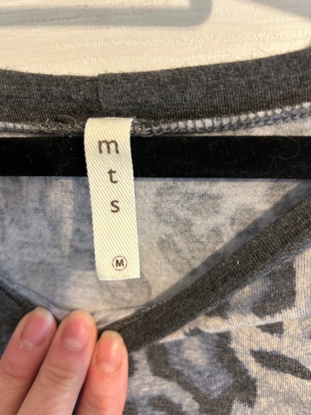 mts Gray Leopard-Print Raglan Tunic - Picture 2 of 3